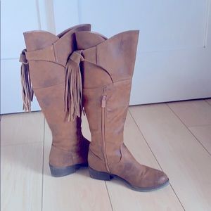 🖤 Very Volatile Geneva Riding Boot with Tassel 🖤